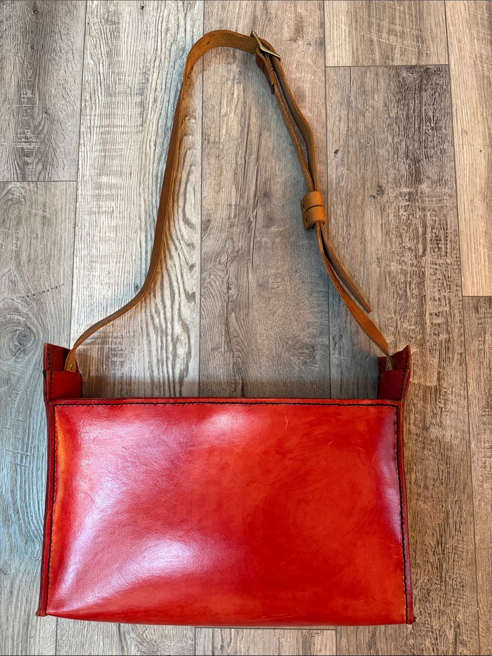Vintage Red Leather Crossbody Bag w/embossed accents & Adjustable tan Strap